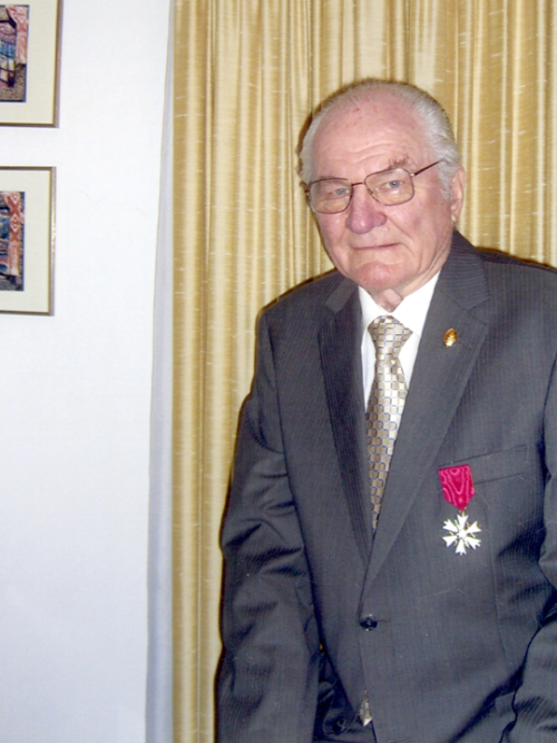 Ago Kuru
